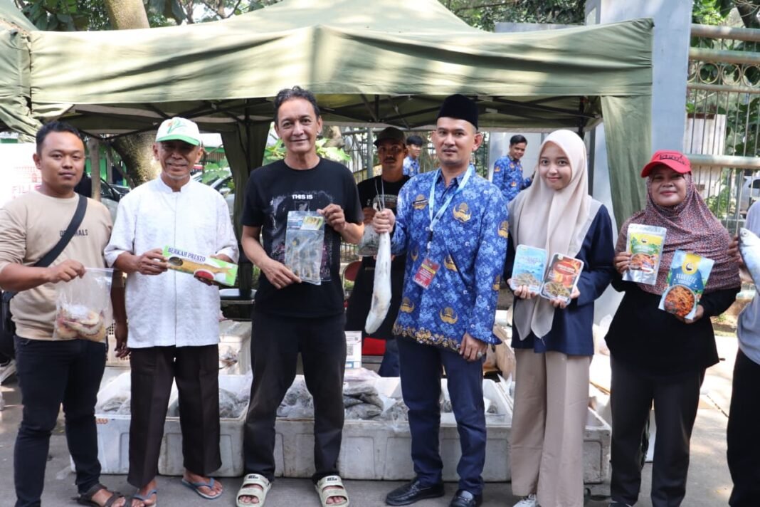 Dinas Perikanan Bekasi Gelar Bazar UMKM, Dorong Promosi Produk Olahan Ikan Lokal