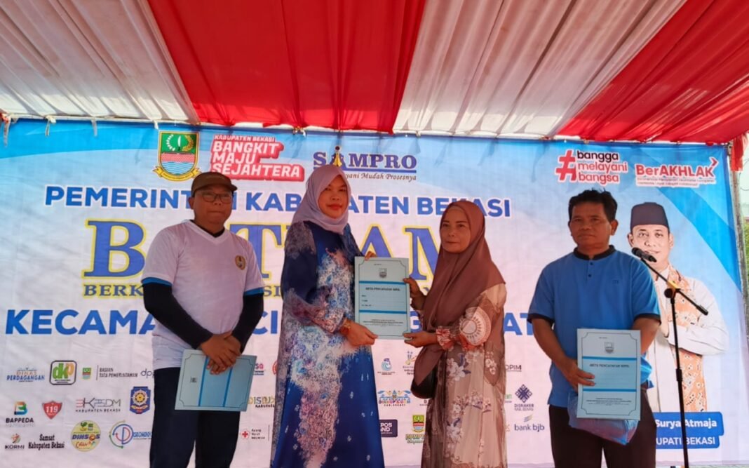 Pj Sekda Bekasi Ajak Warga Cikarang Pusat Manfaatkan Layanan Terpadu dari Lintas Perangkat Daerah